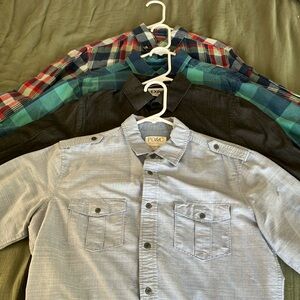 Set of 4 button down long sleeve shirts